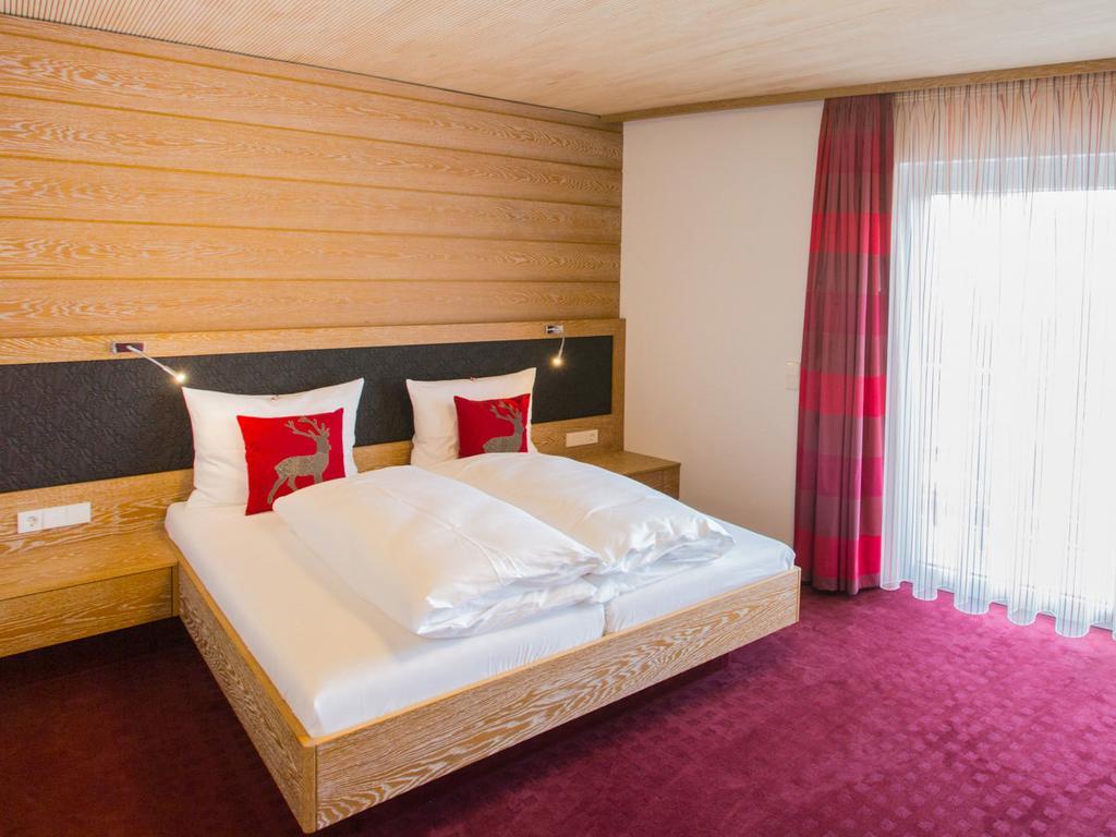 Hotel Kreuz Gaestehaus Und Lauchertbar Mit Terrasse Gammertingen Εξωτερικό φωτογραφία